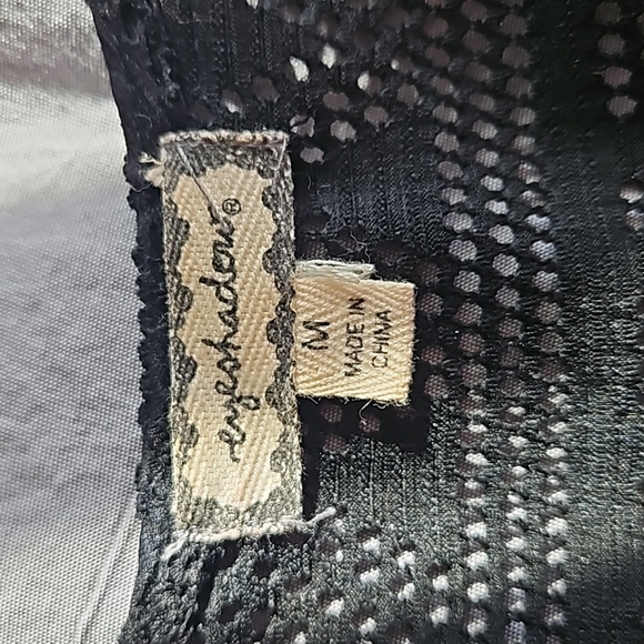 Eyeshadow - Boho sleeveless fringe vest - Picture 6 of 6